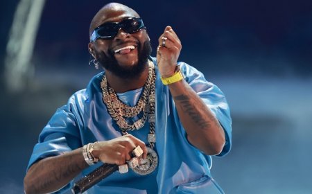 Umusore wari umaze iminsi 8 yose anyonga igare ajya gusura Davido ntiyahiriwe n’urugendo