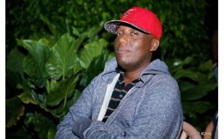 Eric Senderi yatangaje  abahanzi bakomeye arwaye guhurira nabo ku rubyiniro