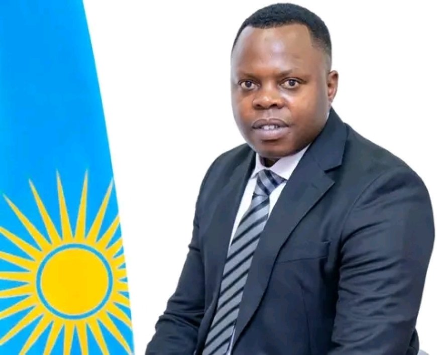 Minisitiri Utumatwishima Abdallah yagaragaje uko yakiriye indirimbo Jugumila