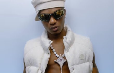 Wizkid yatanze inama ku bari kwigaragambya