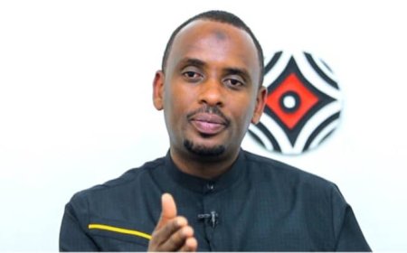 Icyo Munyakazi Sadate yasubije Dr. Utumatwishima wikanze iby’amakimbirane y’ibyamamare ku mbuga nkoranyambaga