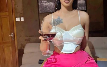 Yolo The Queen yapfukamishije umuraperi wo muri Amerika, Quavo (Amafoto)