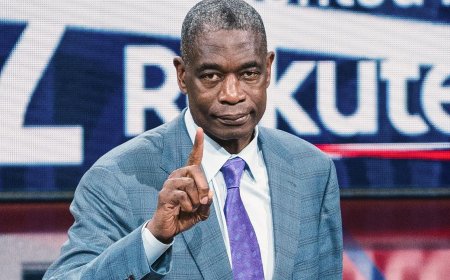 Bill Clinton yavuze amagambo akomeye mu guha icyubahiro umukinnyi Dikembe Mutombo