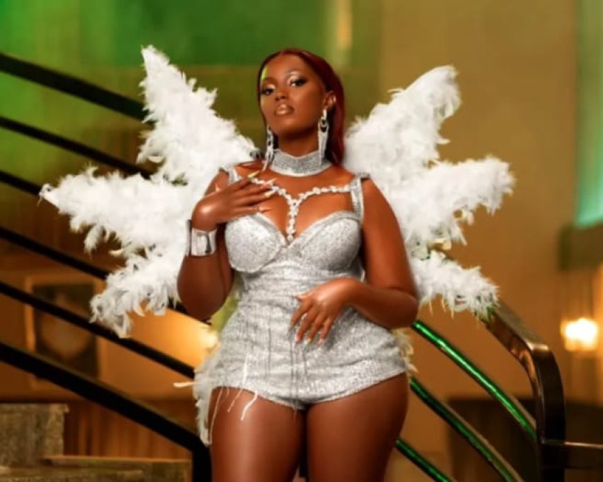 Gloria Bugie yinubiye ibihembo ategereza ibya Grammy