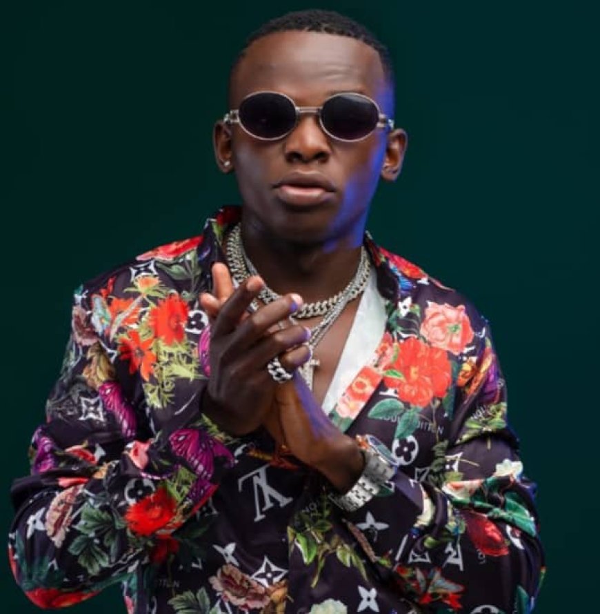 Ndi ubuhamya bugenda: John Blaq yahishuye ukuntu yakize indwara y'agahinda gakabije