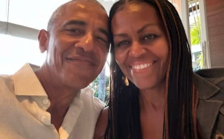 Barack Obama yaciye amazimwe, Diamond Platnumz aziba iminwa! Uko bimwe mu byamamare byizihije umunsi w’abakundana