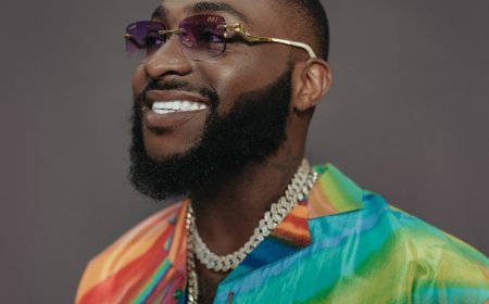 Davido yaje mu bahanzi bumvwa n'Umwami w'U Bwongereza, Charles III