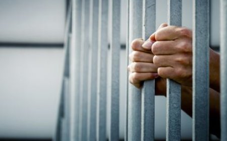 Nubona ibi bimenyetso akazi kawe kazaba kameze nka gereza