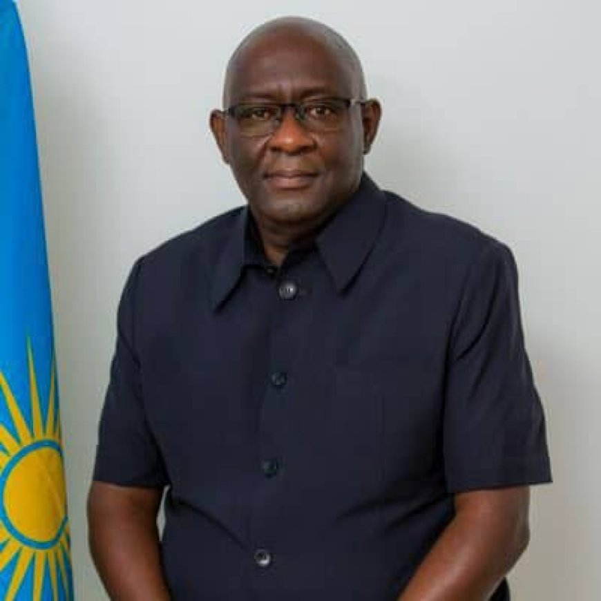 Ni we wazanye Igisupusupu: Zimwe mu ndirimbo z’ibihe byose za Alain Mukuralinda watabarutse