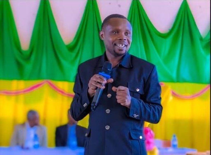 Papa Sava ari kwizihiza imyaka 30 atangiye ubuhanzi