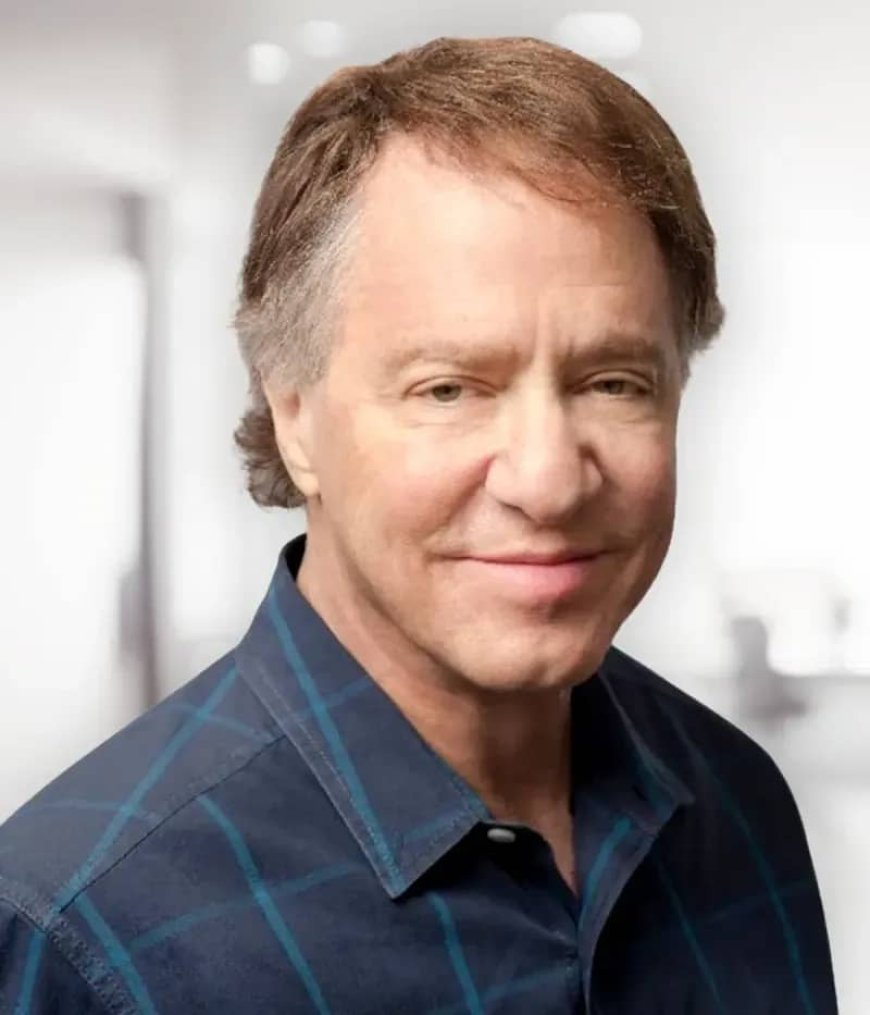 Ubushashatsi buri kubihamya ku kigero cya 86%: Umushakashatsi Kurzweil yavuze ko umuntu uzageza mu mwaka wa 2030 azabaho iteka