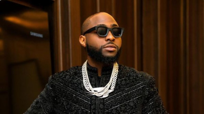 Davido yanditse amateka yo kugurisha amatike ahenze