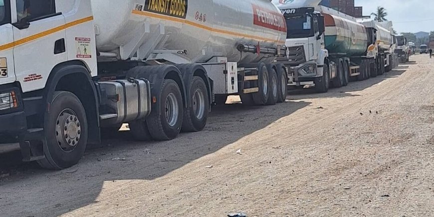 Amakamyo 4 y'Abanyarwanda yatwikiwe muri Tanzania