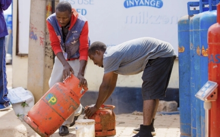 Abaturage barinubira kugurishwa gaz hashingiwe kuko abacuruzi baramutse!