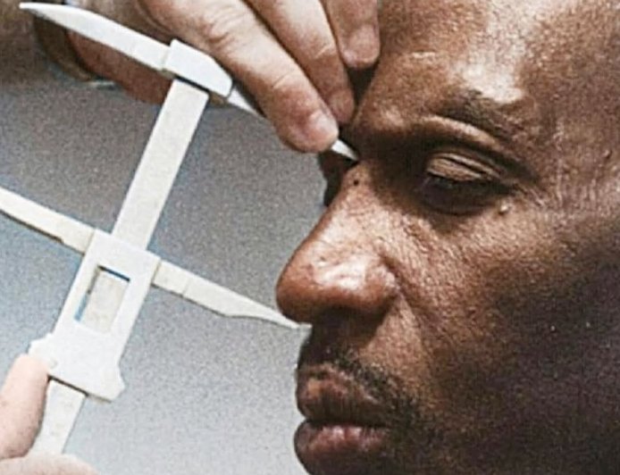 Ni iki Abatutsi bacumuye ku Bubiligi ?