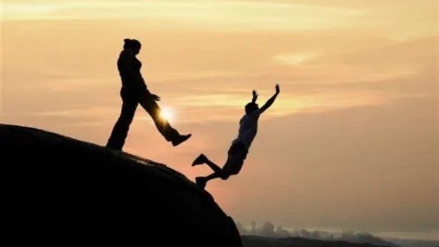 Nuhemukira umuntu uhubutse, uzamenye ko isi yo izakwishyura yitonze.